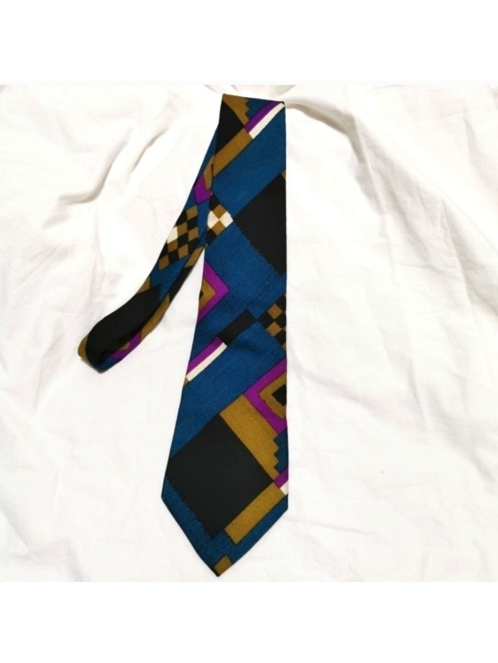 BUBB Geometric Design Printed Necktie